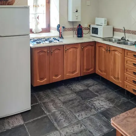 Holiday home Lovely In Rio De Baza With Kitchen *